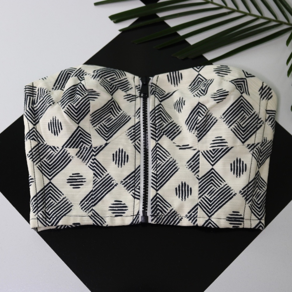 $FINAL$ [XS] NWT Ecote Sweetheart Front Zip Corset